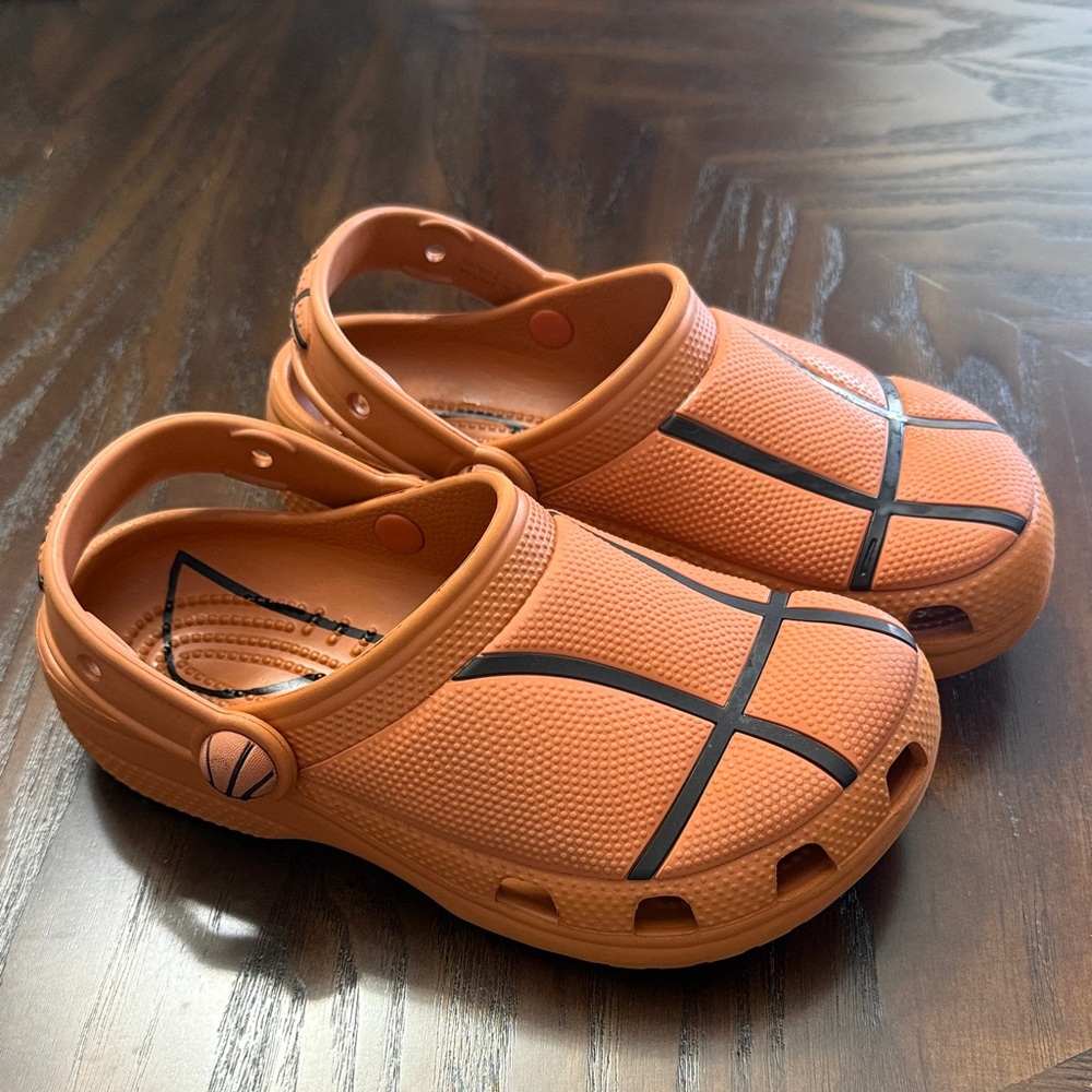 Kids Basketball Crocs - J1